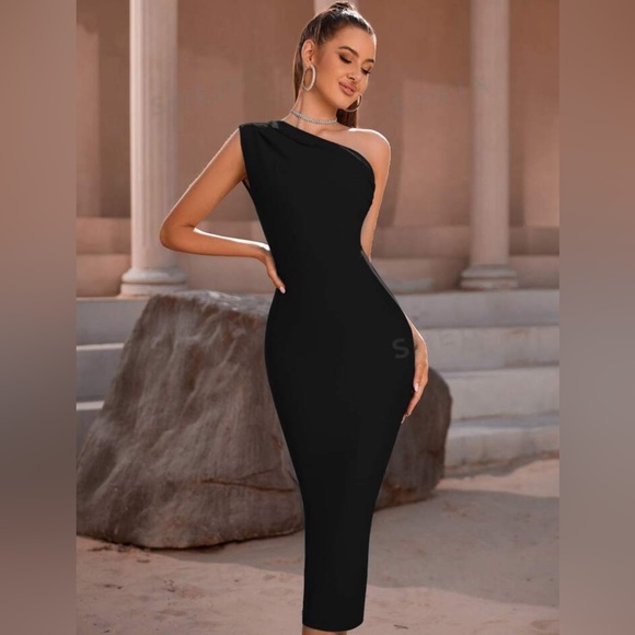 Black bodycon dress - Picture 4 of 6